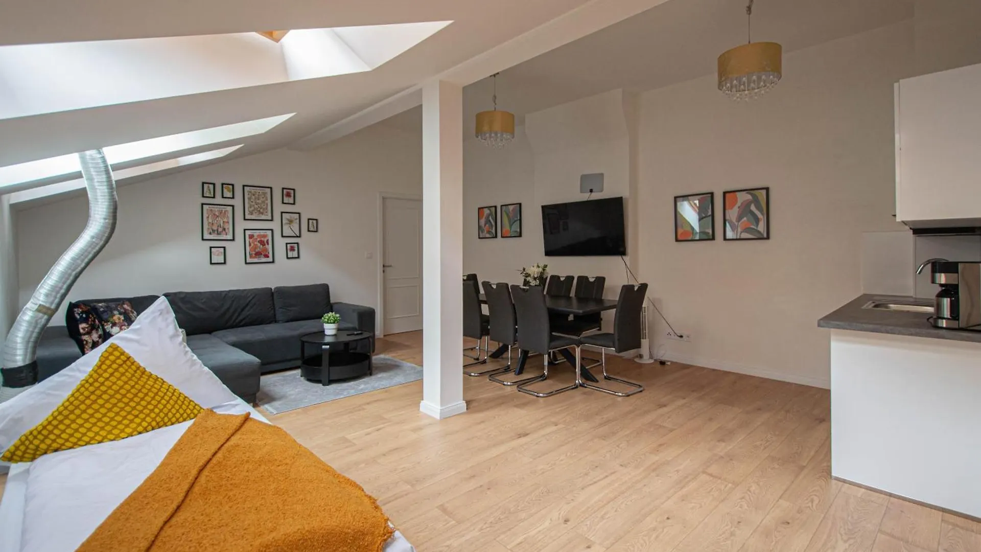 Charles Square Central Apartments By Ruterra Prague