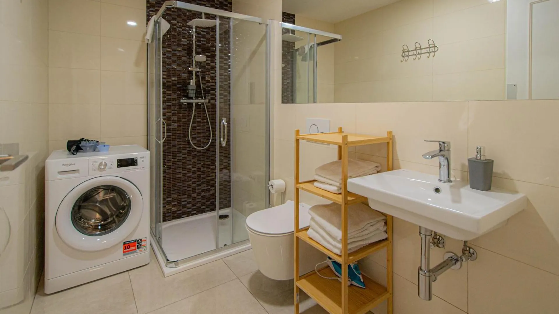 Charles Square Central Apartments By Ruterra Prague