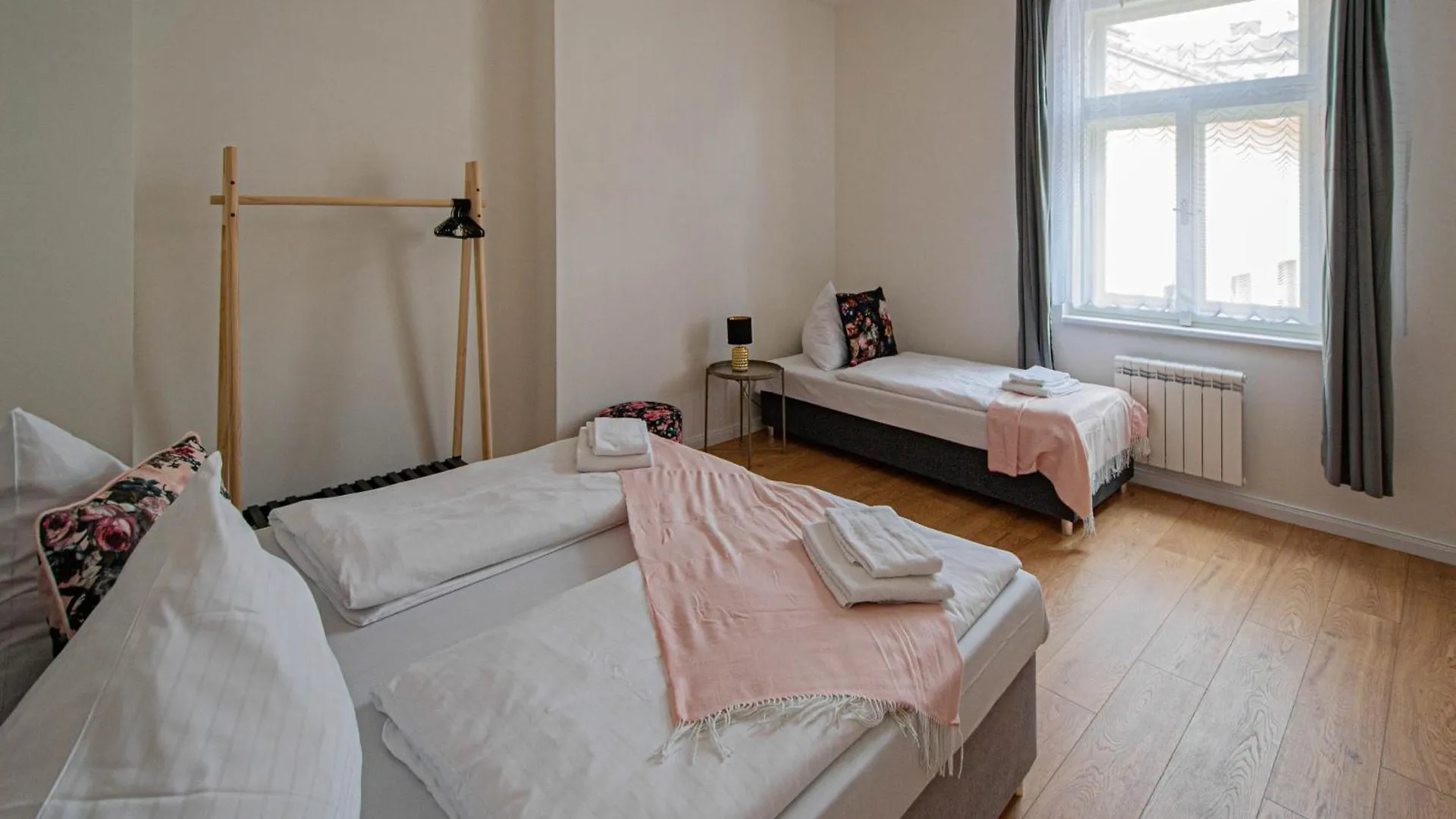 Charles Square Central Apartments By Ruterra Prague